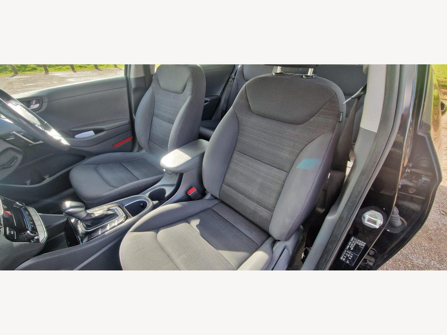 Hyundai IONIQ