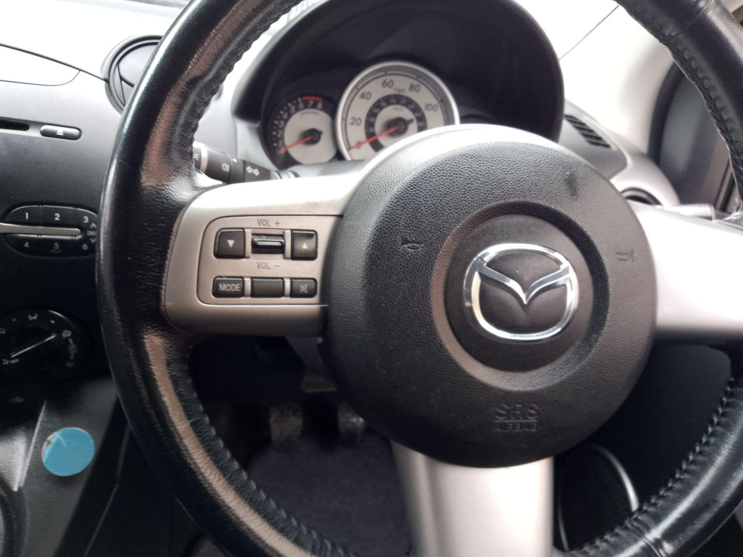 Mazda Mazda2