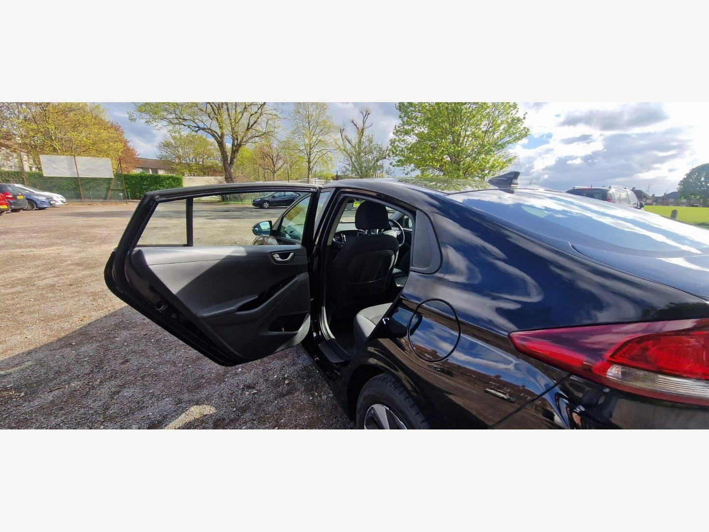 Hyundai IONIQ