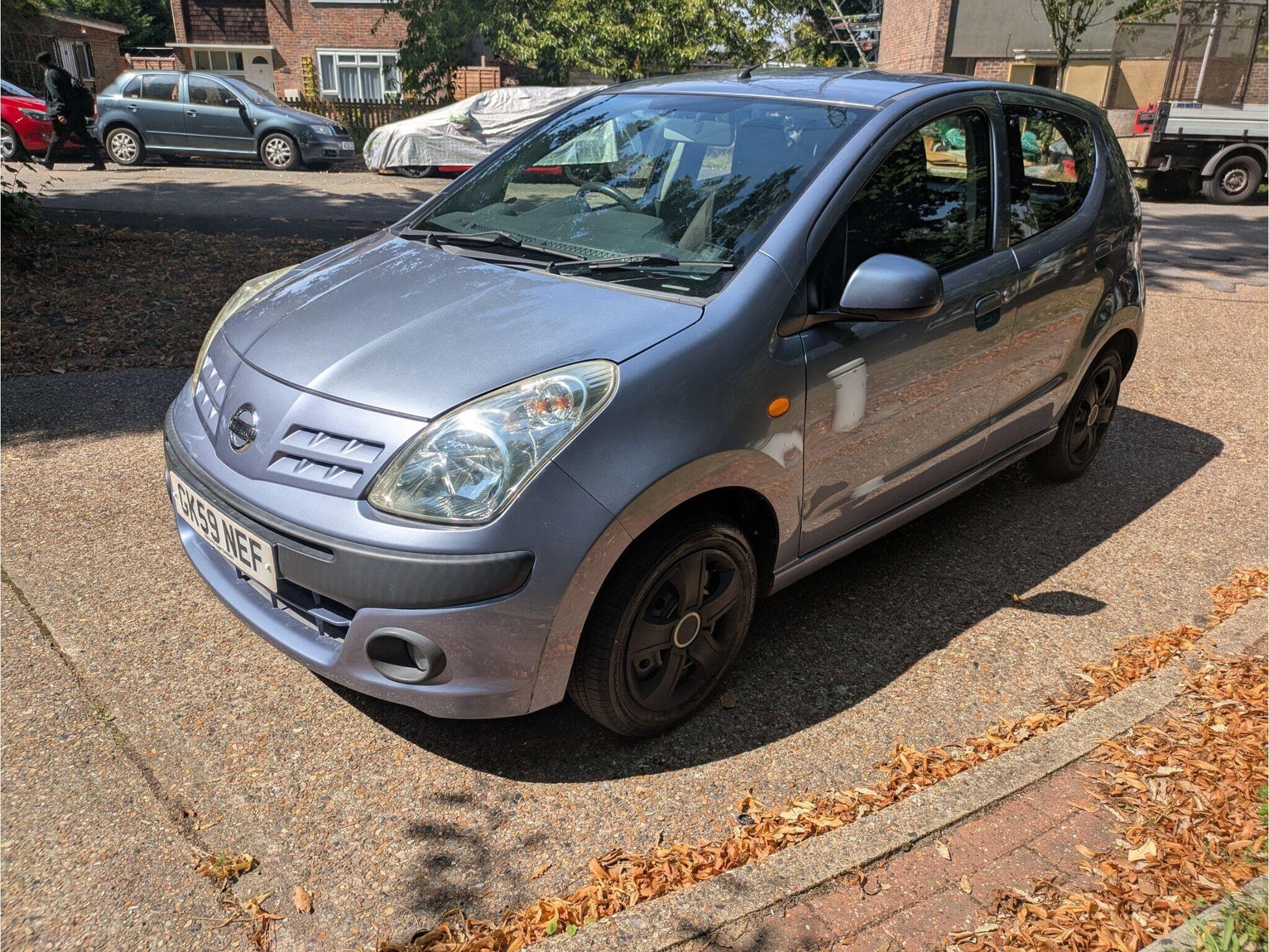 Nissan Pixo