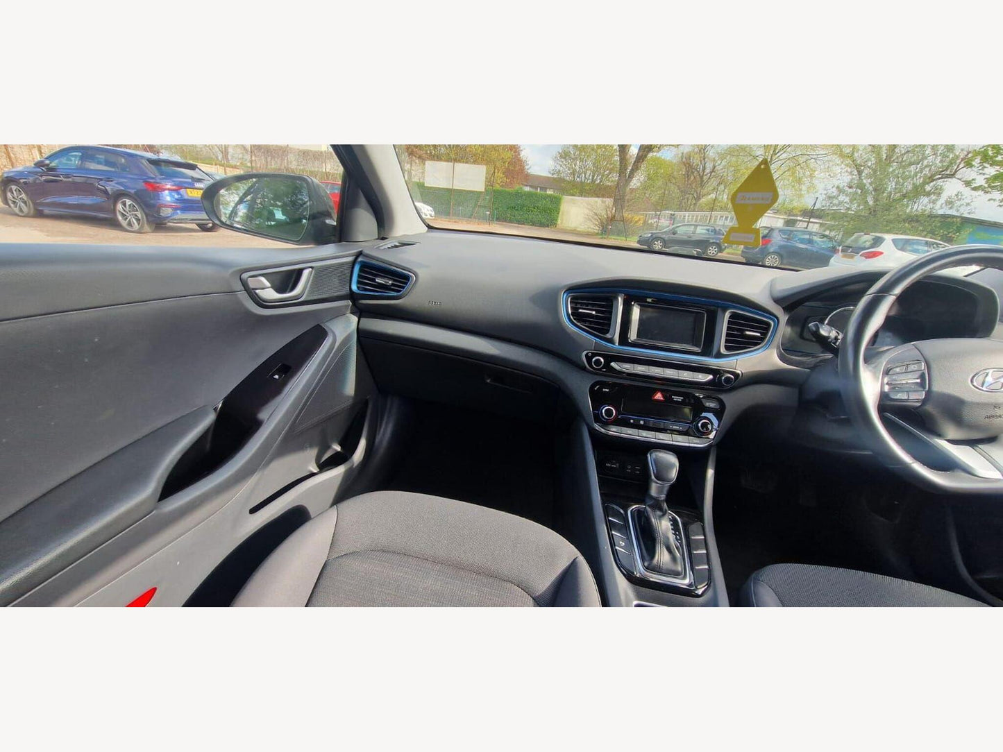 Hyundai IONIQ